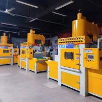 自动输送式喷砂机